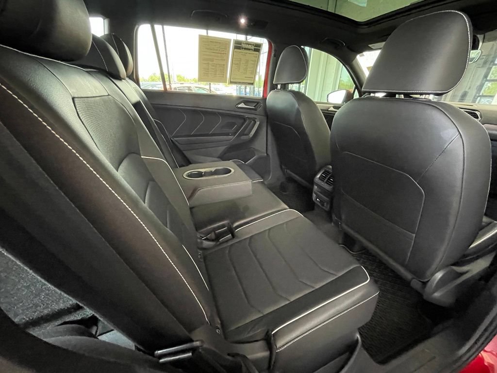 Used 2024 Volkswagen Tiguan SEL R-Line AWD/4WD image 25