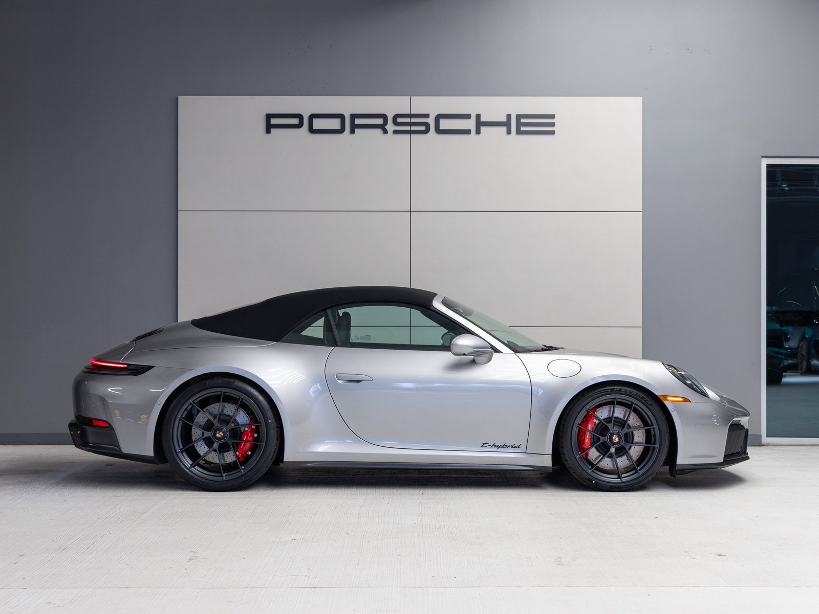 New 2026 Porsche 911 Carrera 4 GTS image 8