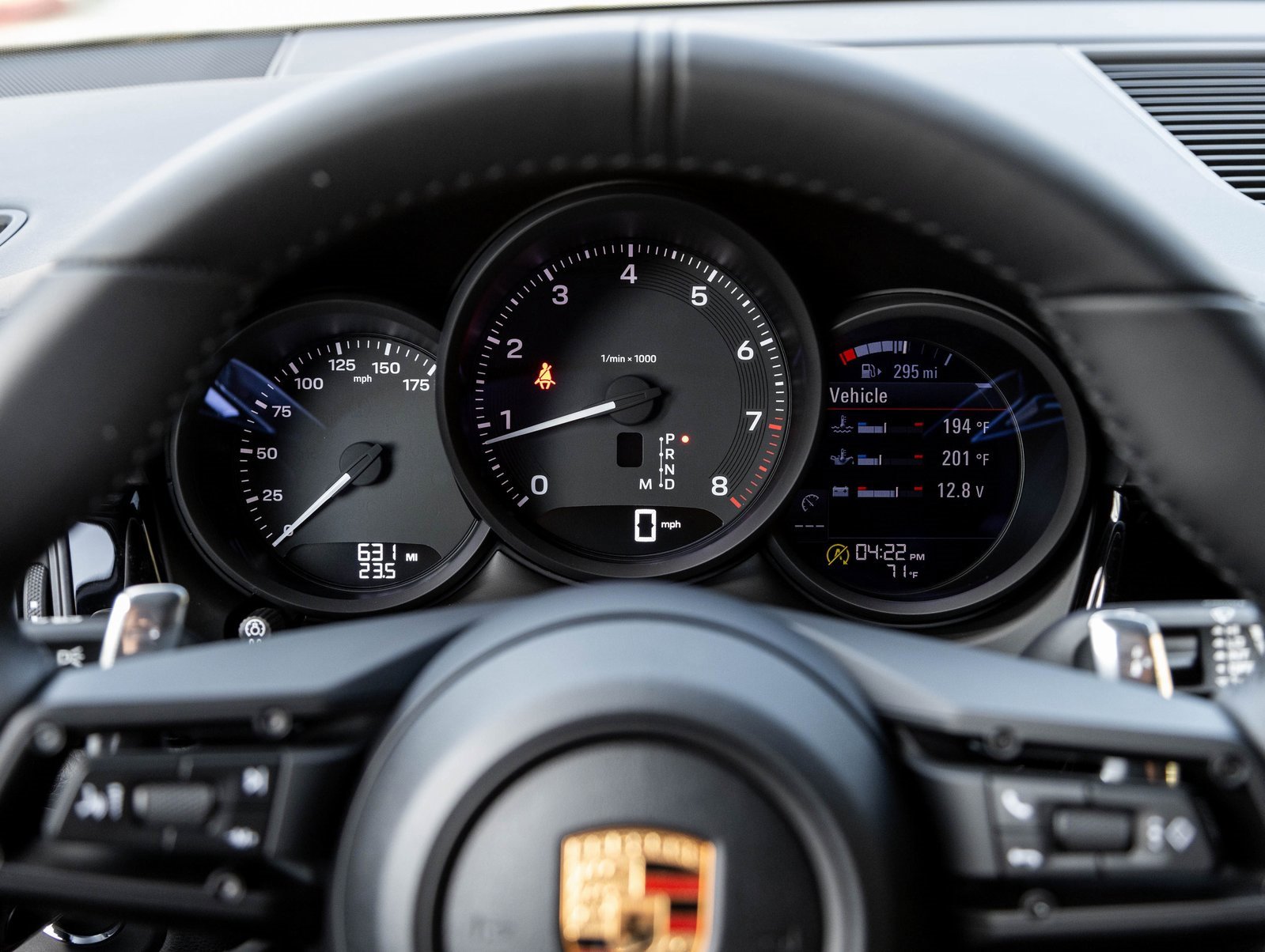 Certified 2026 Porsche Macan image 14