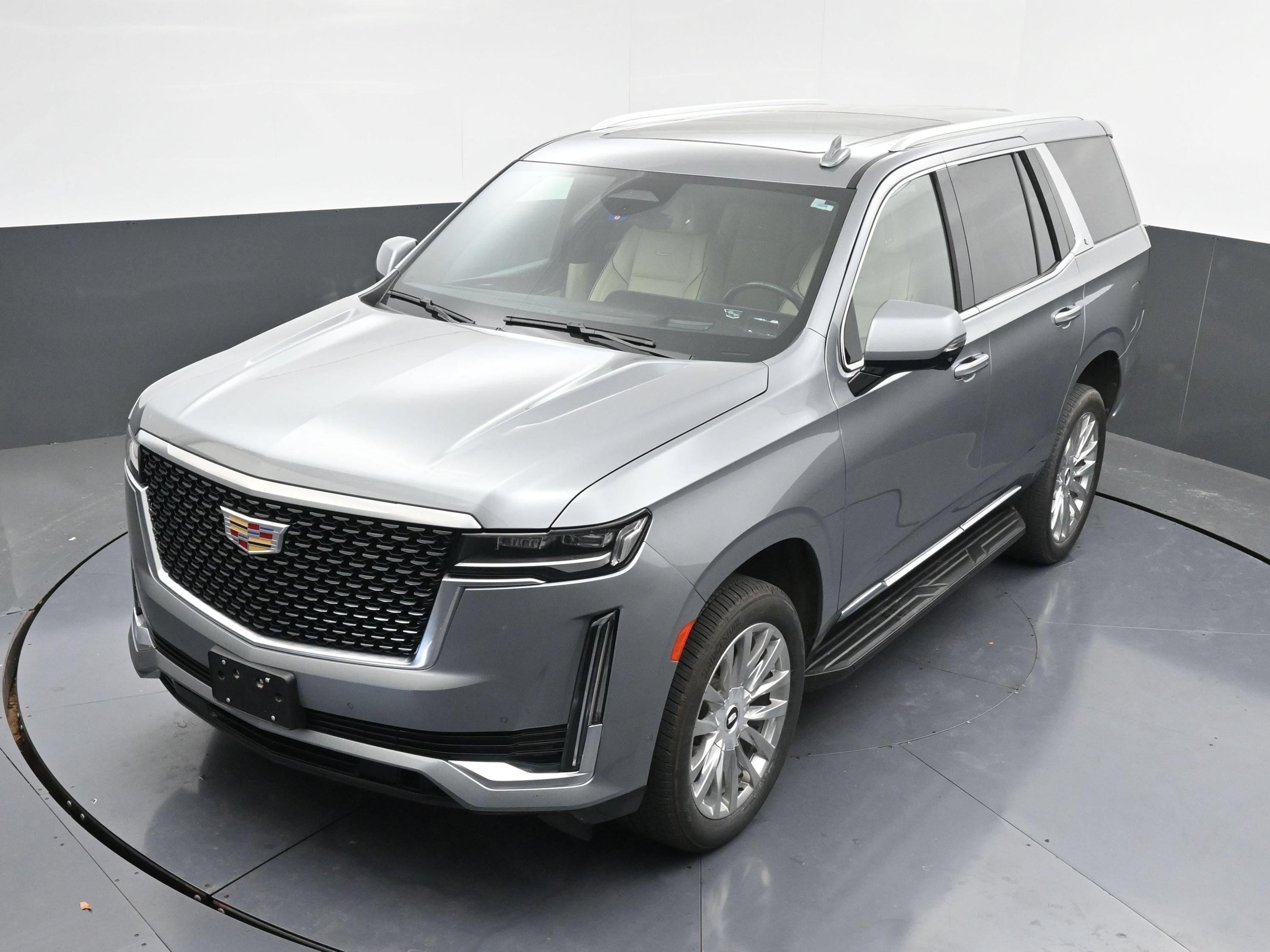 Used 2023 Cadillac Escalade Premium Luxury AWD/4WD image 36
