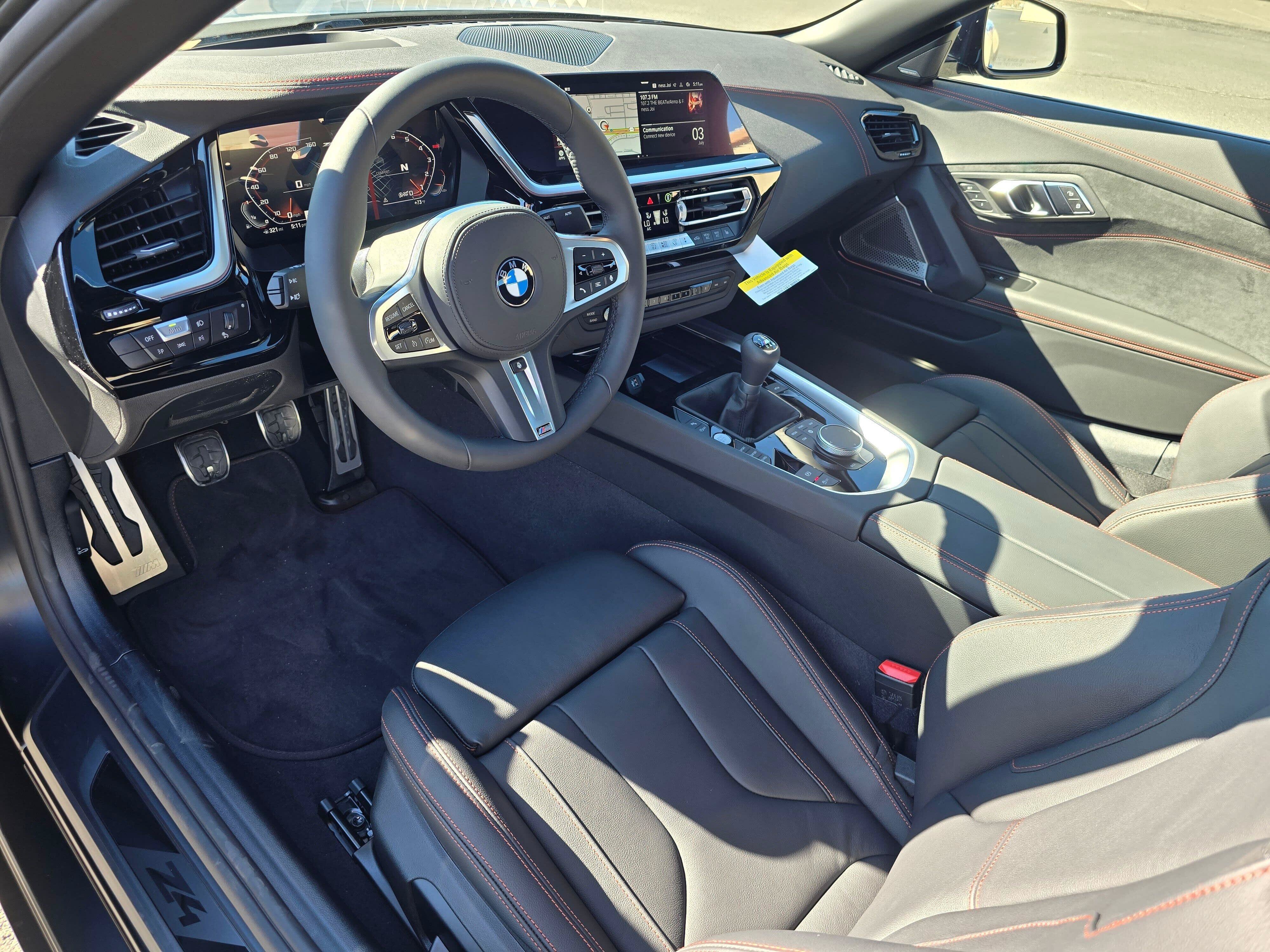 New 2026 BMW Z4 M40i RWD image 2