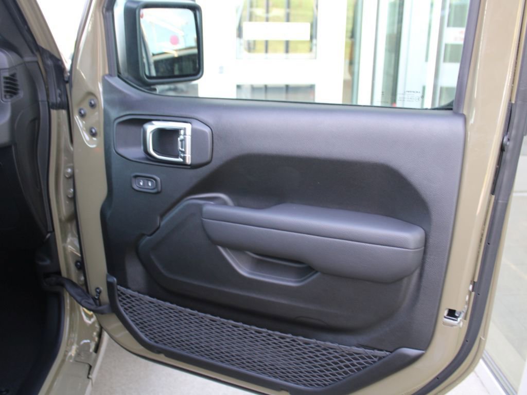 New 2025 Jeep Wrangler Sport S image 9