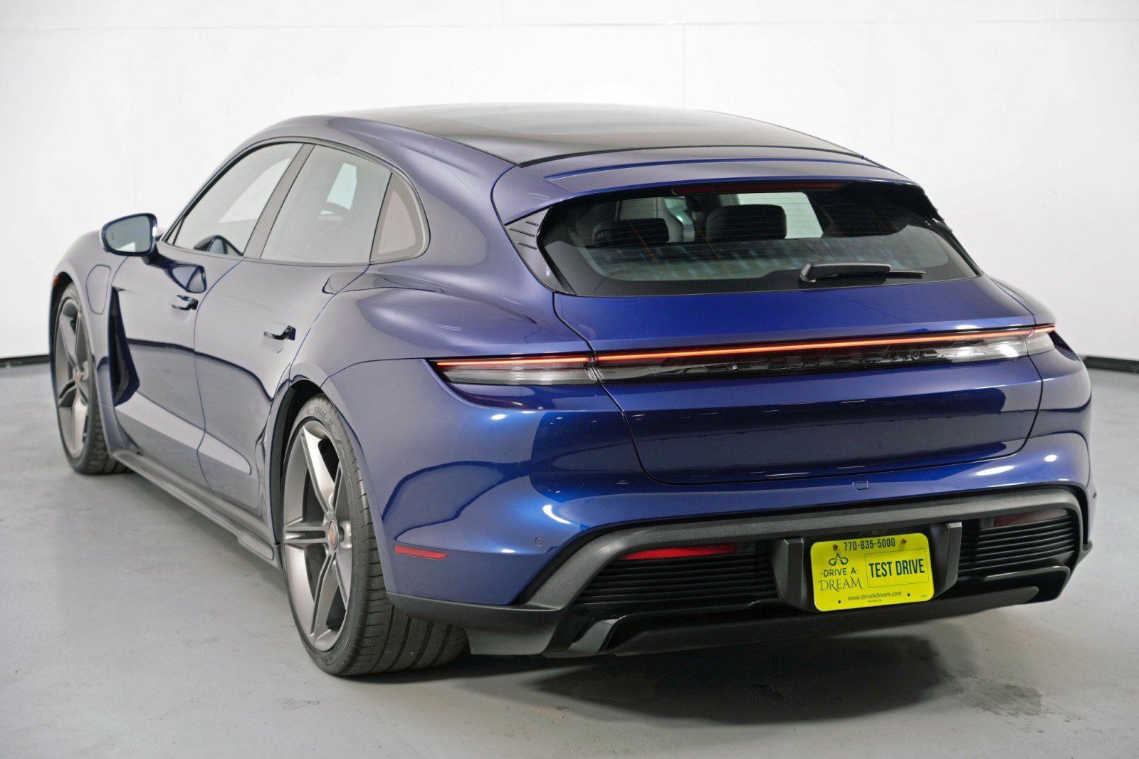 Used 2023 Porsche Taycan GTS AWD/4WD image 52
