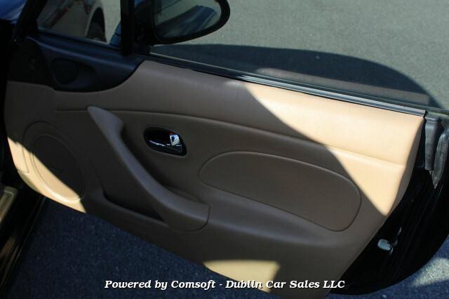 Used 2001 MAZDA MX-5 Miata RWD image 12
