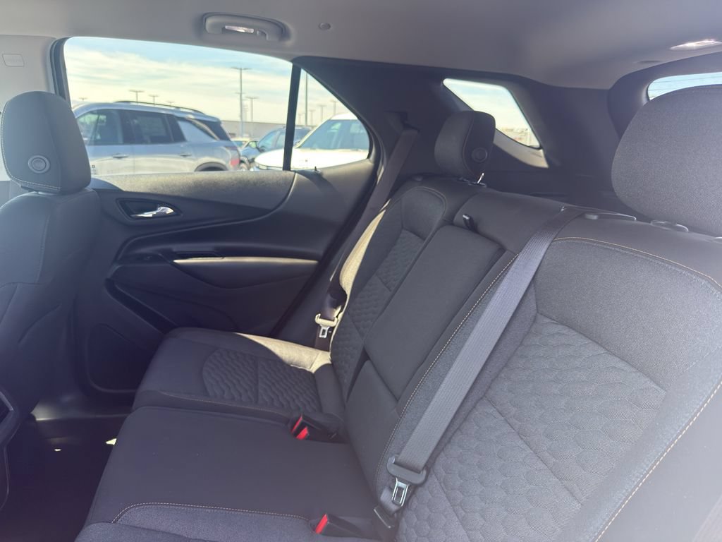 Used 2020 Chevrolet Equinox LT AWD/4WD image 32