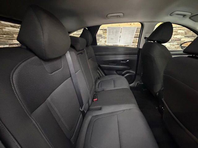 Used 2025 Hyundai Tucson SEL AWD/4WD image 32