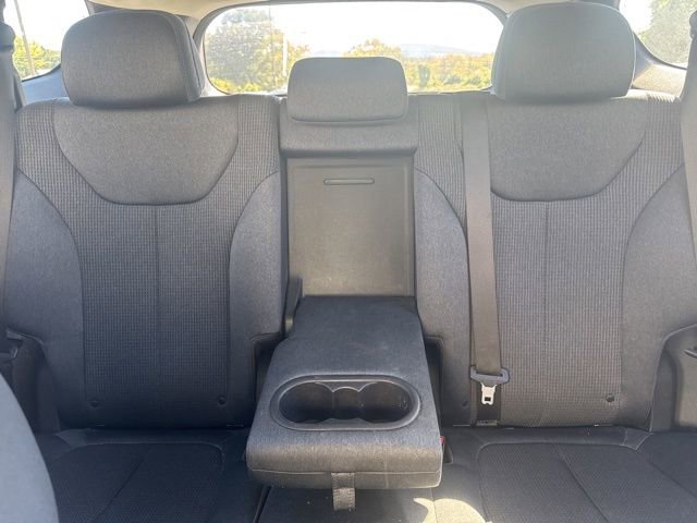 Used 2019 Hyundai Santa Fe SEL w/ Cargo Package image 8