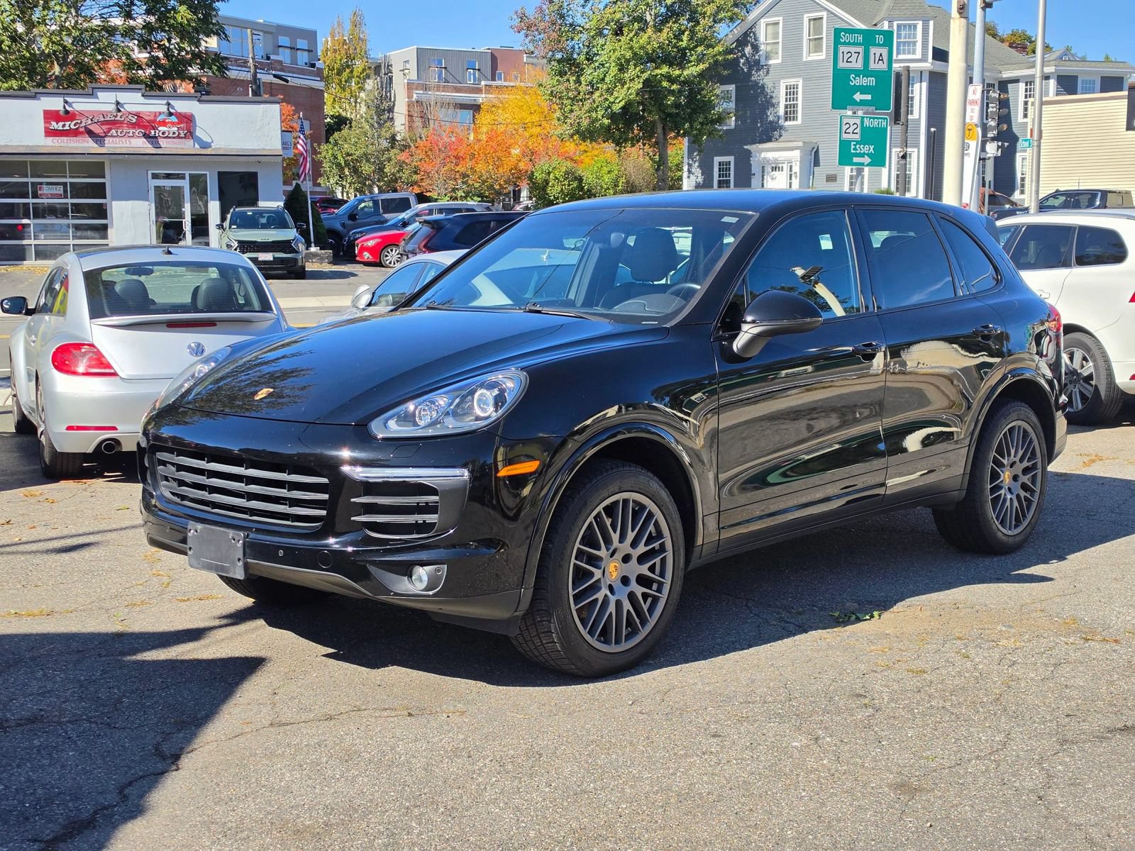 Used 2017 Porsche Cayenne AWD/4WD image 1