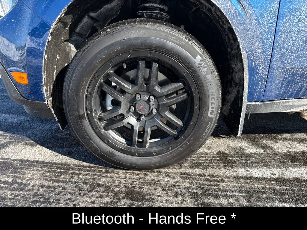 Used 2023 Ford Maverick Lariat image 9