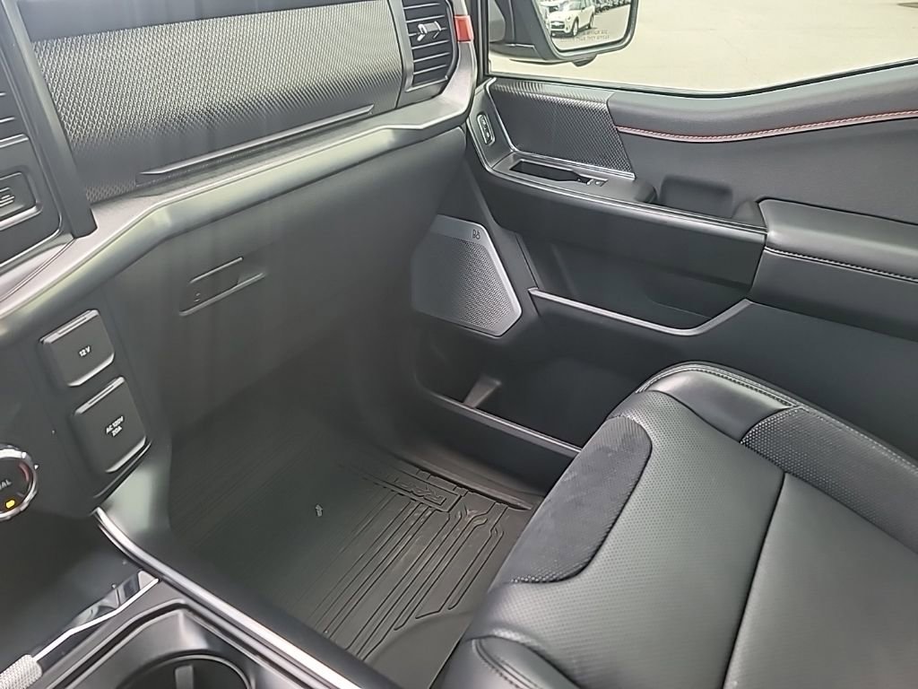 Used 2025 Ford F150 Raptor image 40