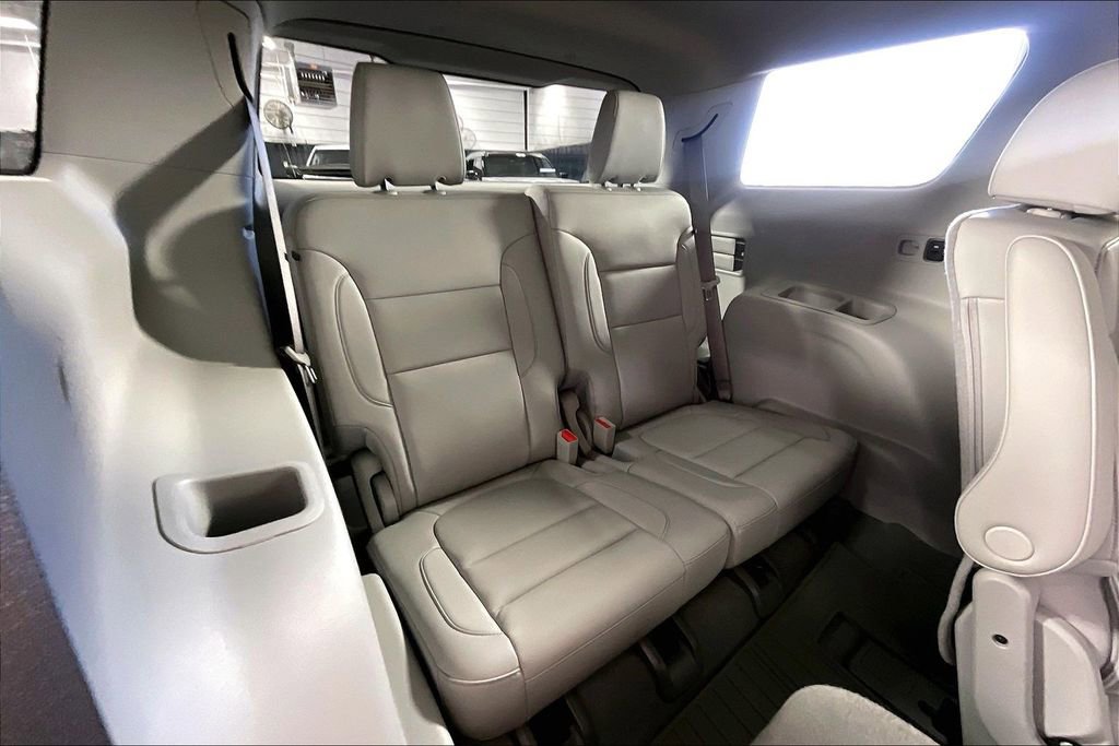 Used 2023 GMC Acadia SLT w/ Preferred Package FWD image 36