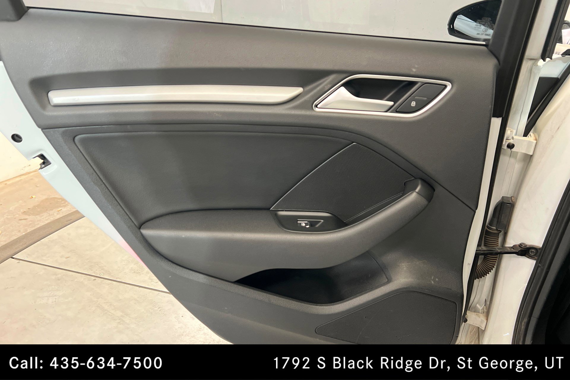 Used 2017 Audi A3 e-tron Premium w/ Sport Package image 18