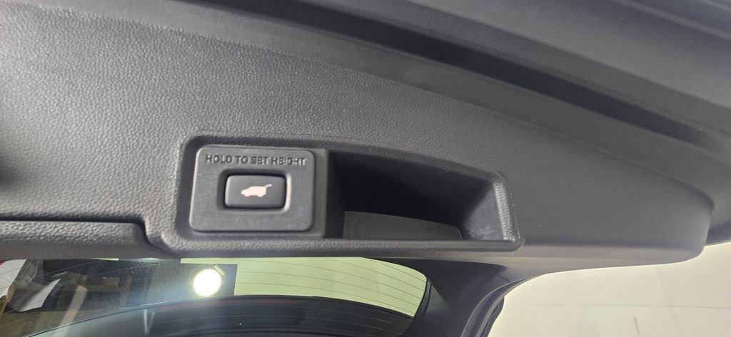 Used 2023 Acura RDX w/ Technology Package image 32