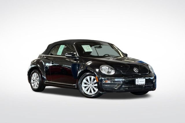 Used 2018 Volkswagen Beetle 2.0T S FWD image 11