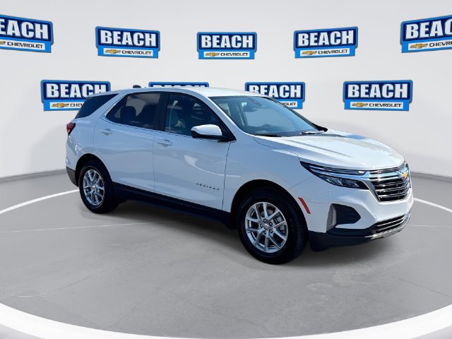Used 2023 Chevrolet Equinox LT FWD image 2