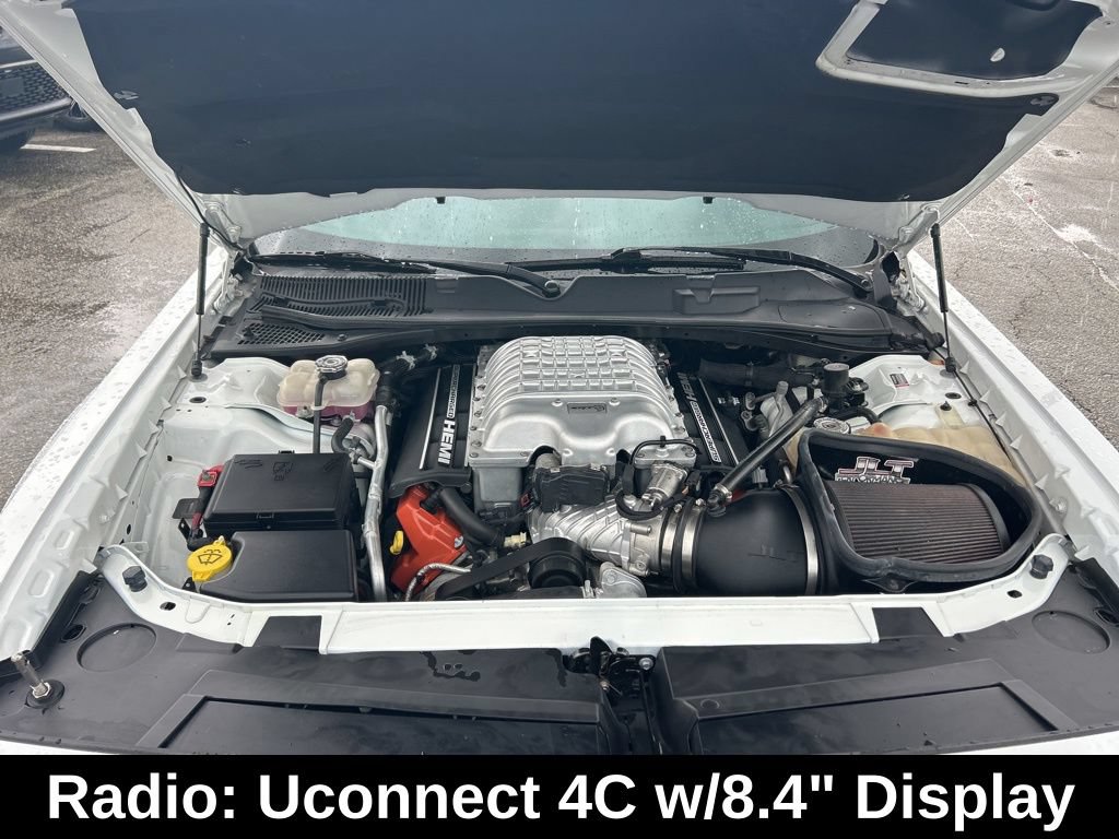 Used 2019 Dodge Challenger SRT Hellcat RWD image 17