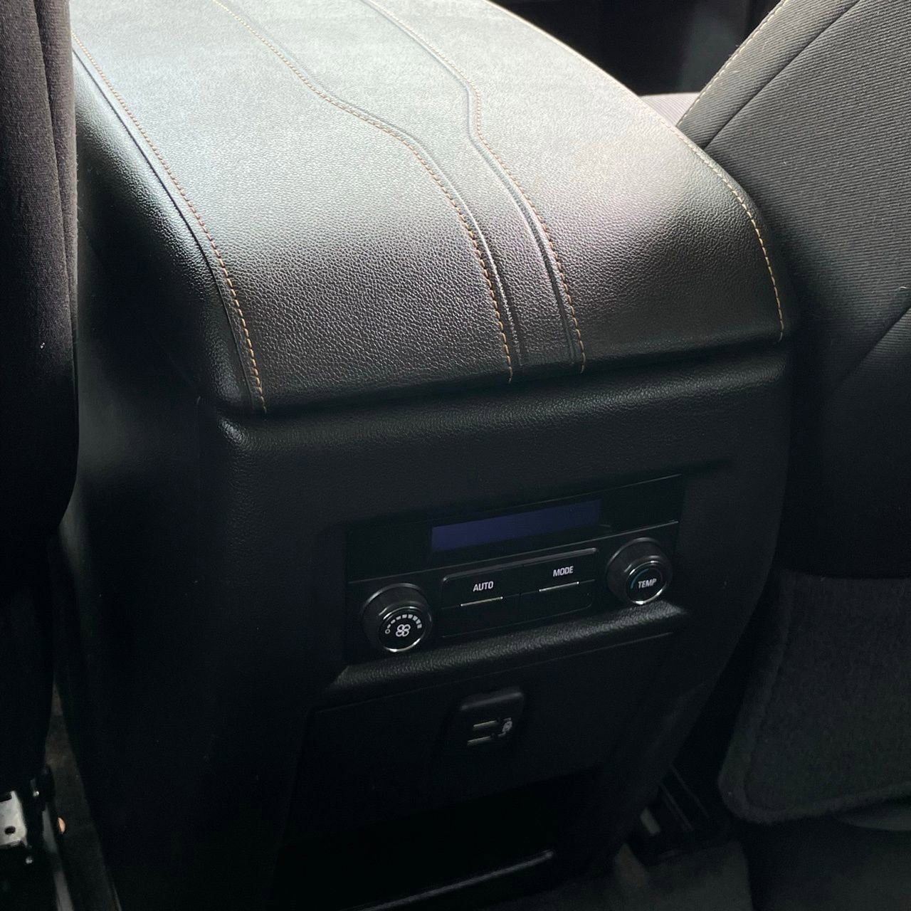 Used 2020 Chevrolet Traverse LS image 24