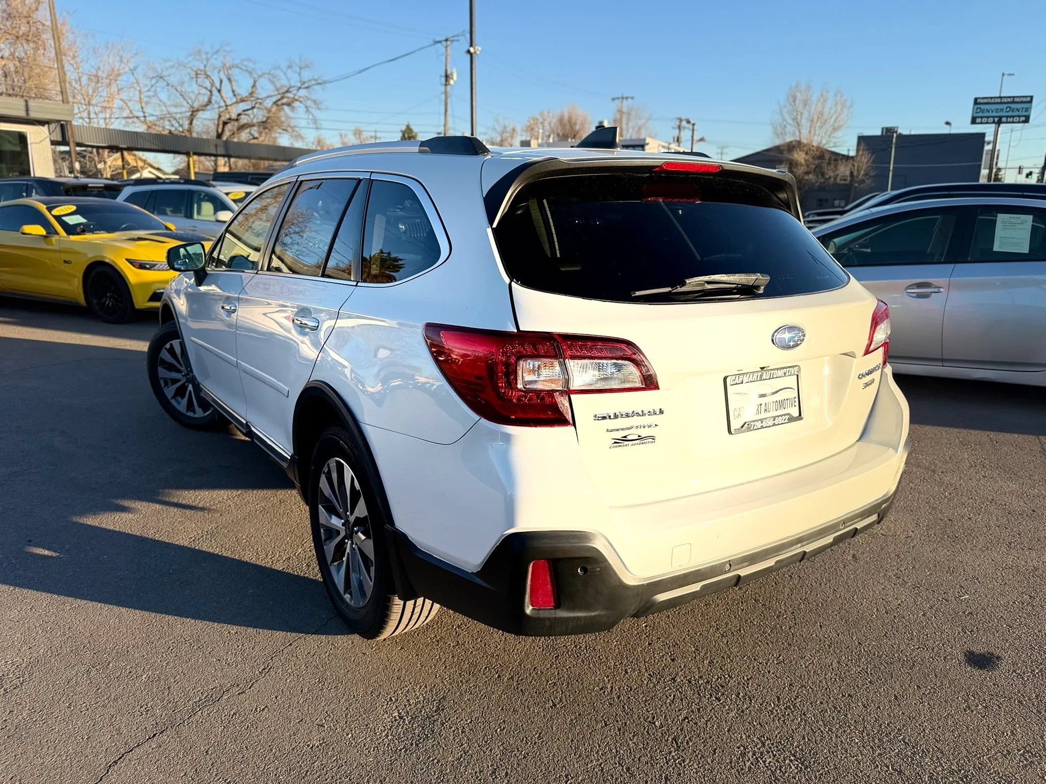 Used 2018 Subaru Outback 3.6R Touring AWD/4WD image 8