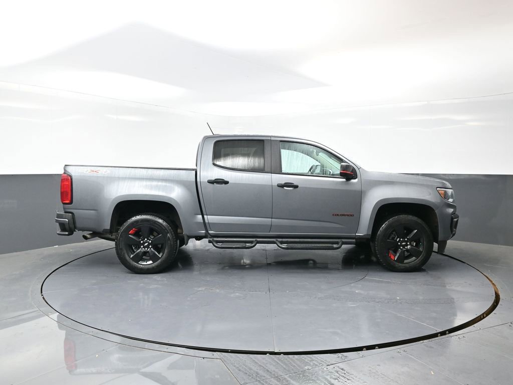 Used 2022 Chevrolet Colorado LT w/ Redline Special Edition image 3