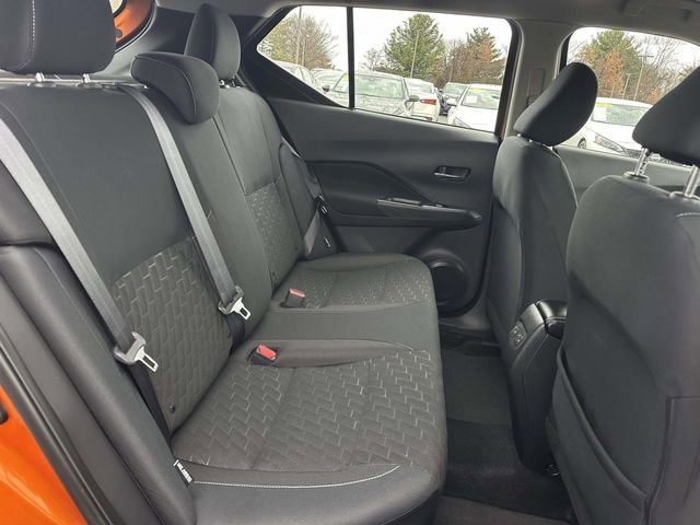 Used 2023 Nissan Kicks SV image 11