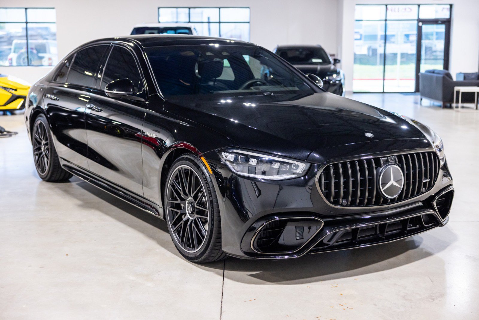 Used 2024 Mercedes-Benz S 63 AMG S w/ AMG Night Package image 10