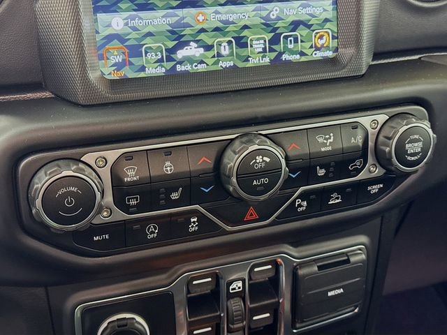 Used 2022 Jeep Gladiator Overland image 16