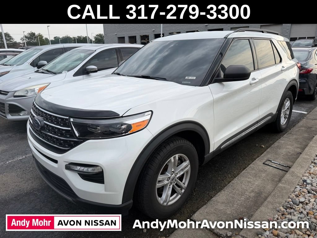 Used 2020 Ford Explorer XLT w/ Equipment Group 202A AWD/4WD image 3