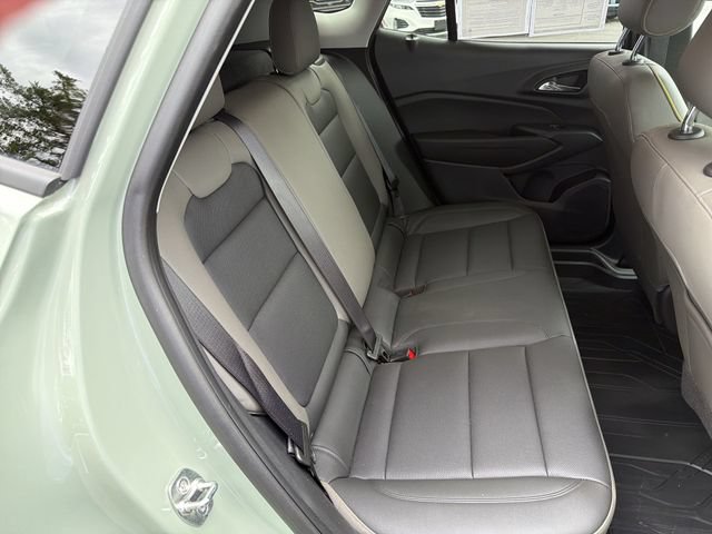 Certified 2024 Chevrolet Trax ACTIV w/ Driver Confidence Package FWD image 25