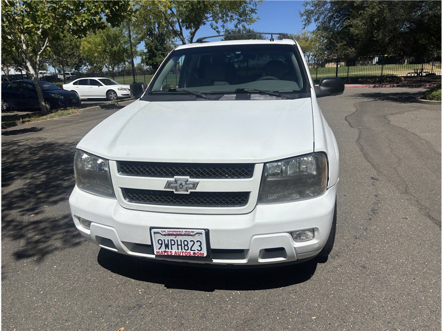 Used 2008 Chevrolet TrailBlazer LT AWD/4WD image 4