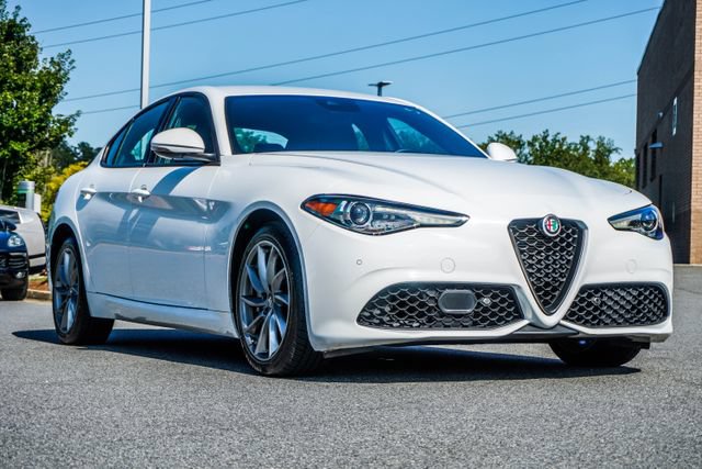 Used 2023 Alfa Romeo Giulia Sprint AWD/4WD image 6