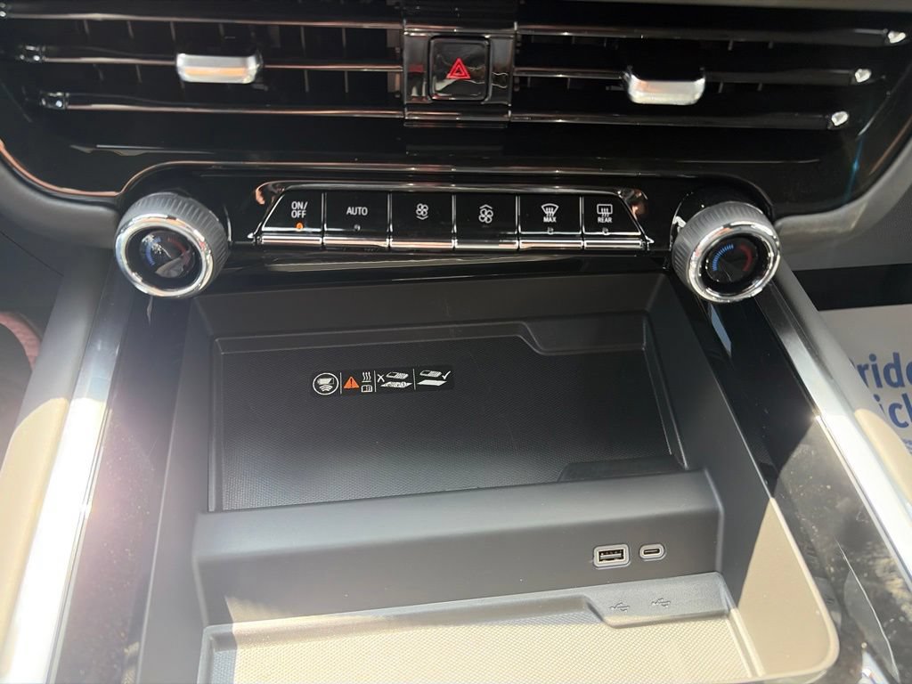 New 2026 Chevrolet Tahoe Premier AWD/4WD image 14