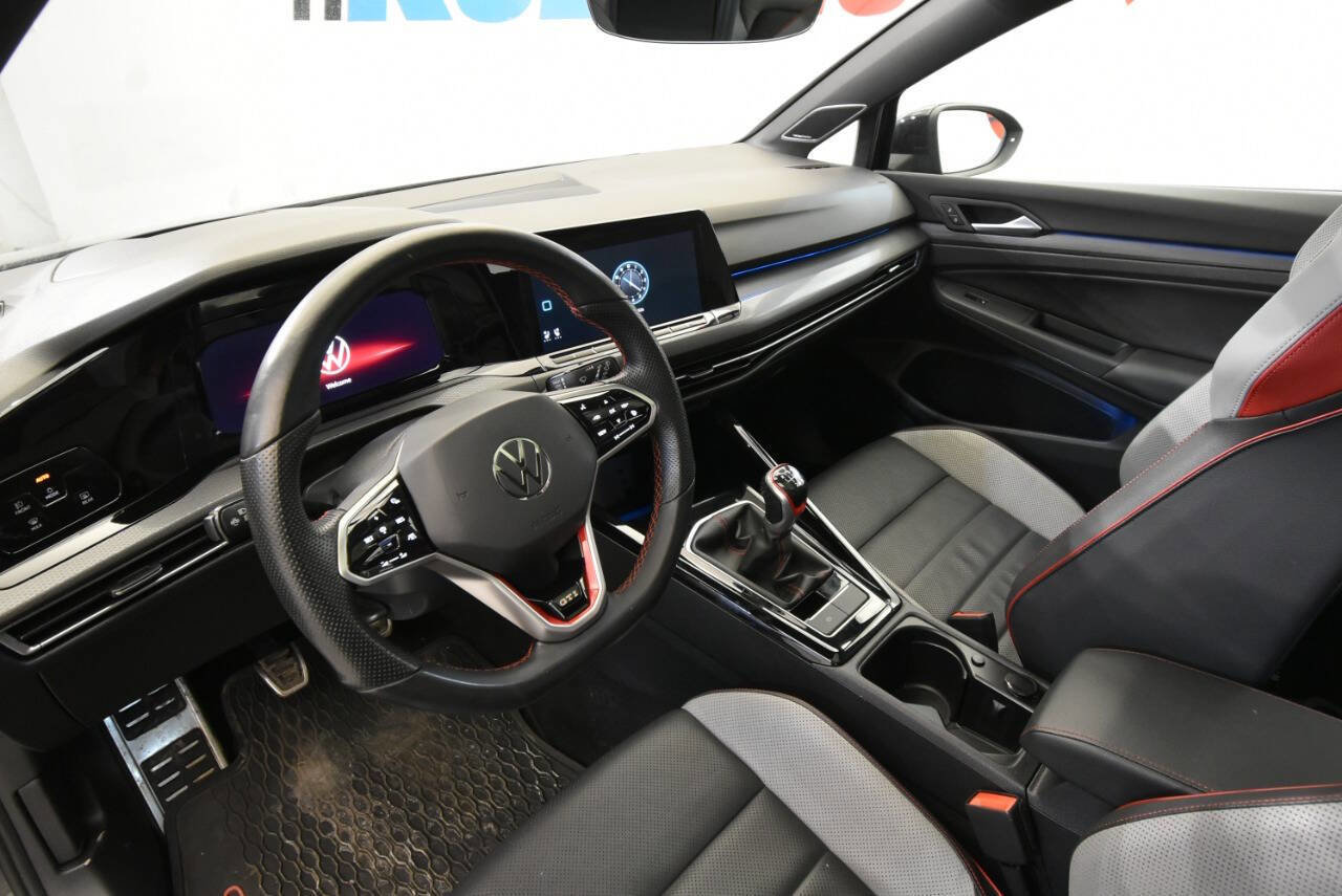 Used 2023 Volkswagen GTI Autobahn image 12