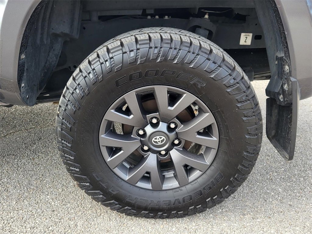 Used 2021 Toyota Tacoma SR5 image 30