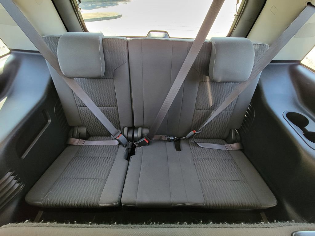 Used 2016 GMC Yukon SLE w/ Convenience Package image 16