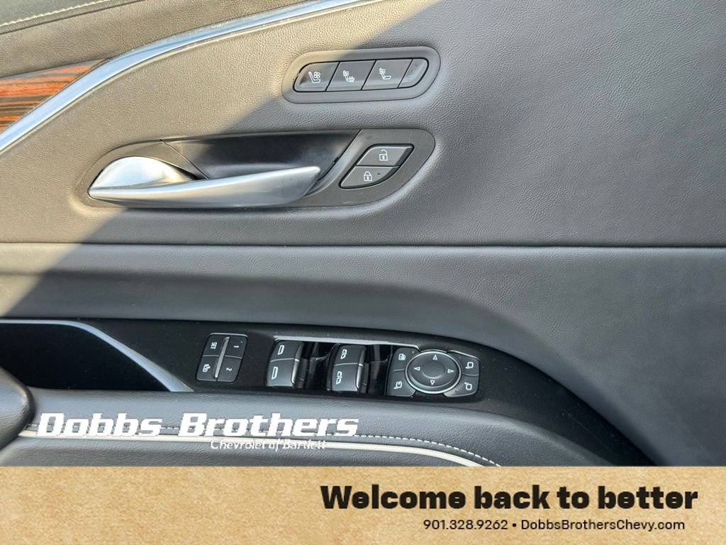 Used 2023 Cadillac Escalade Premium Luxury image 13