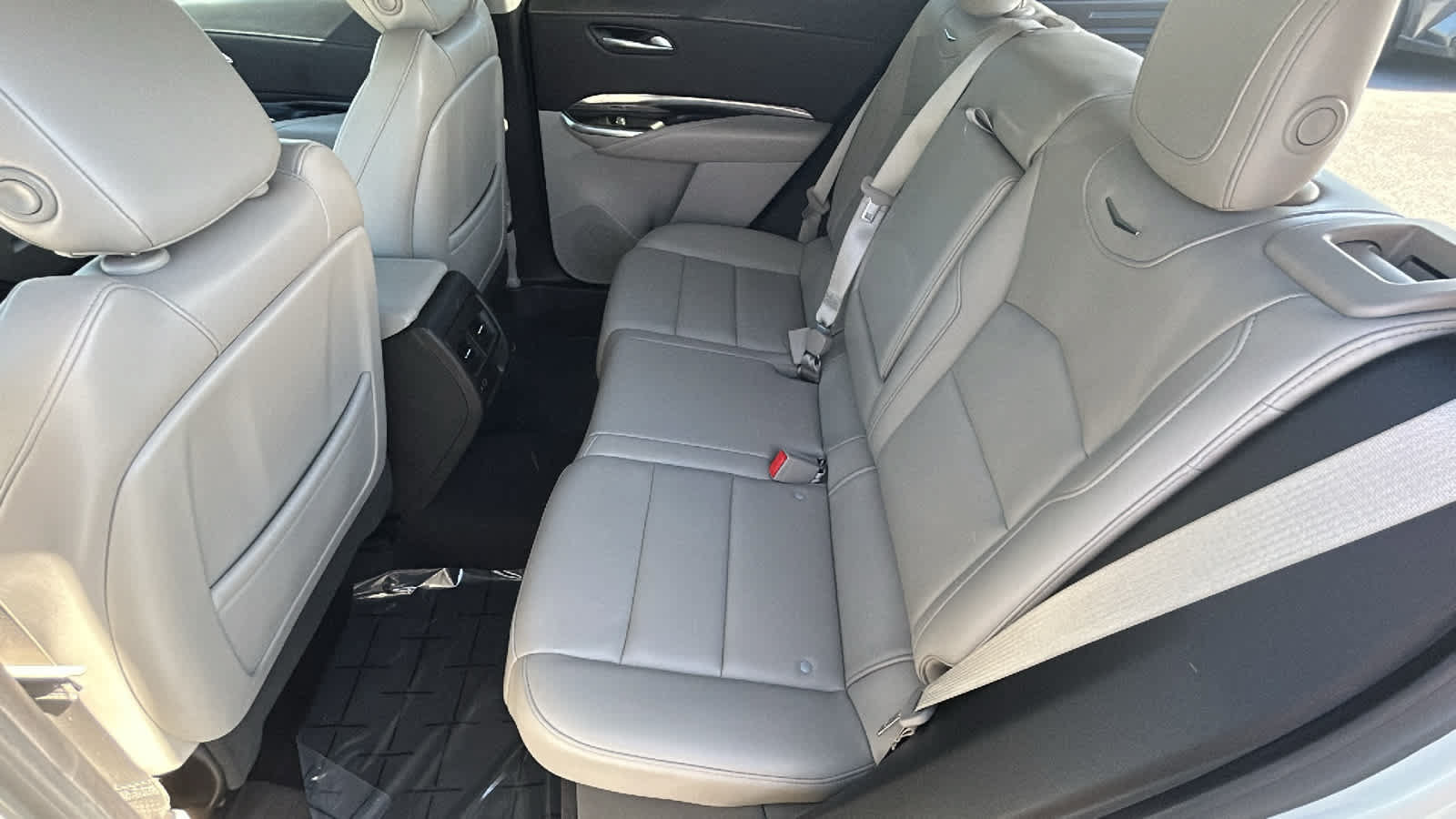 Used 2019 Cadillac XT4 Luxury FWD image 24