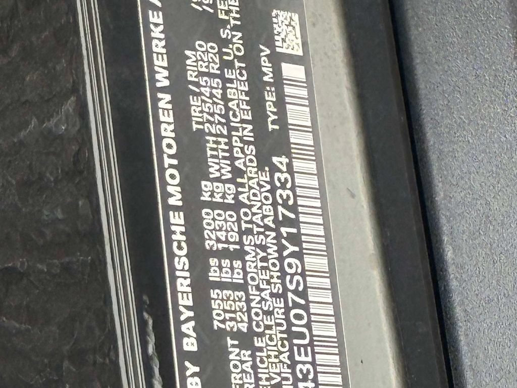 Used 2025 BMW X5 xDrive50e AWD/4WD image 32