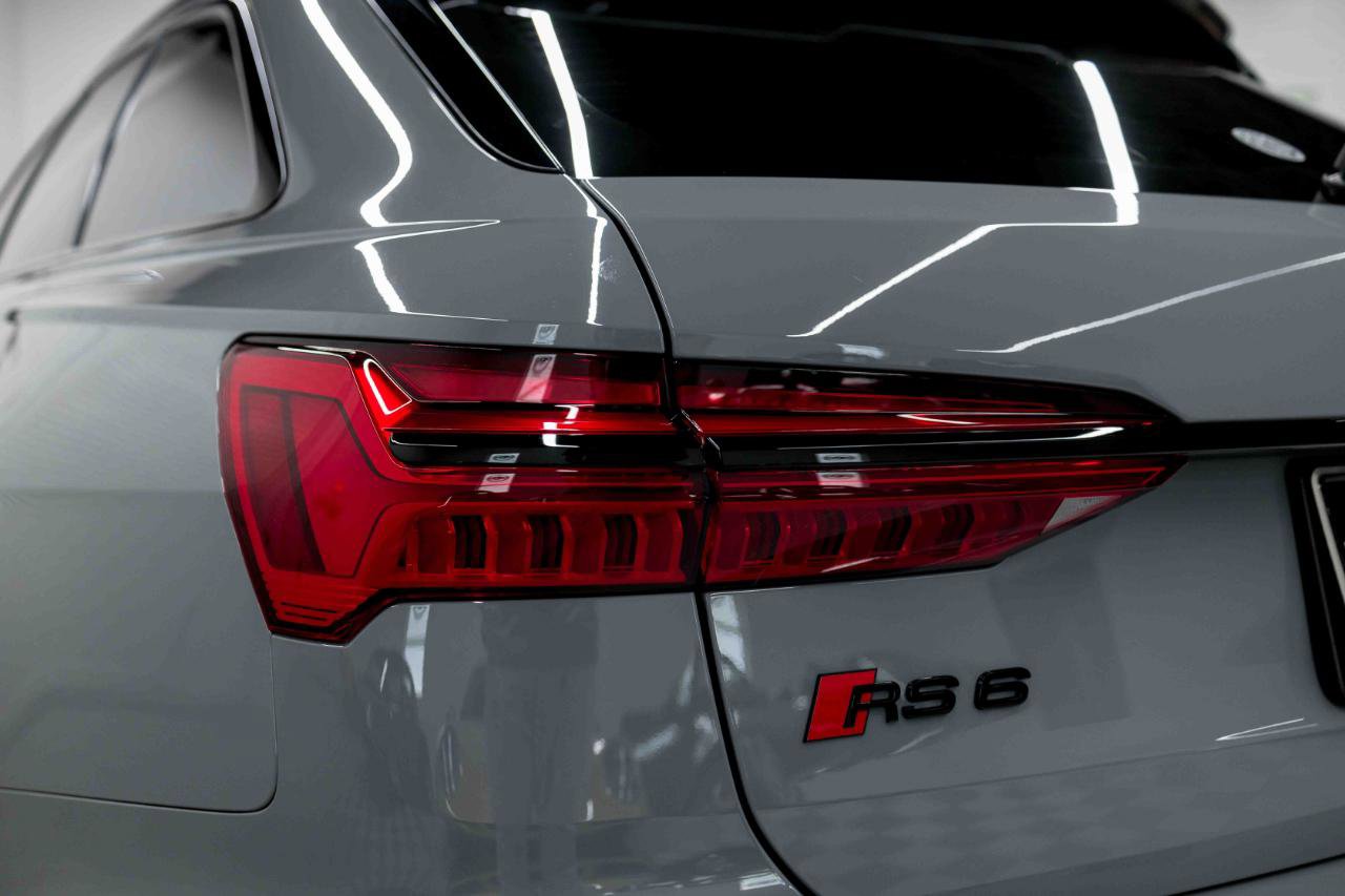 Used 2025 Audi RS 6 performance AWD/4WD image 25
