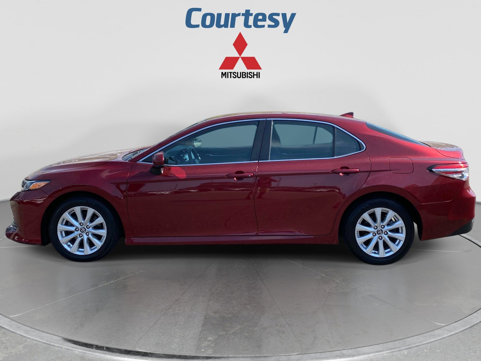Used 2019 Toyota Camry LE FWD video 2