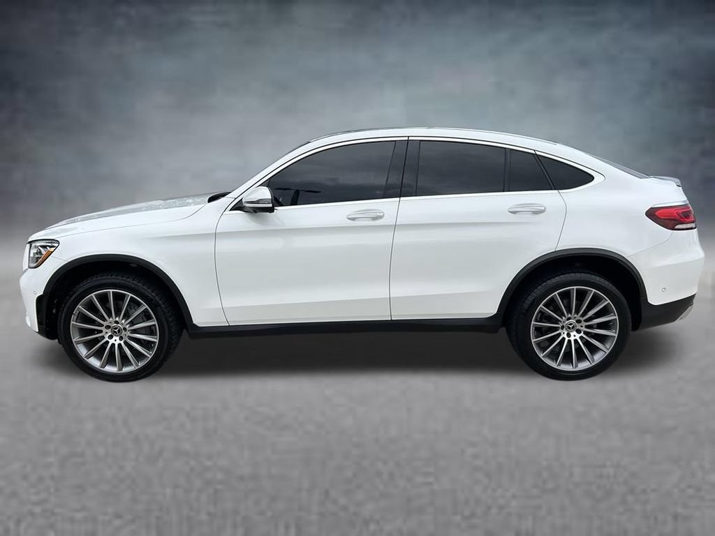 Used 2021 Mercedes-Benz GLC 300 4MATIC Coupe image 2