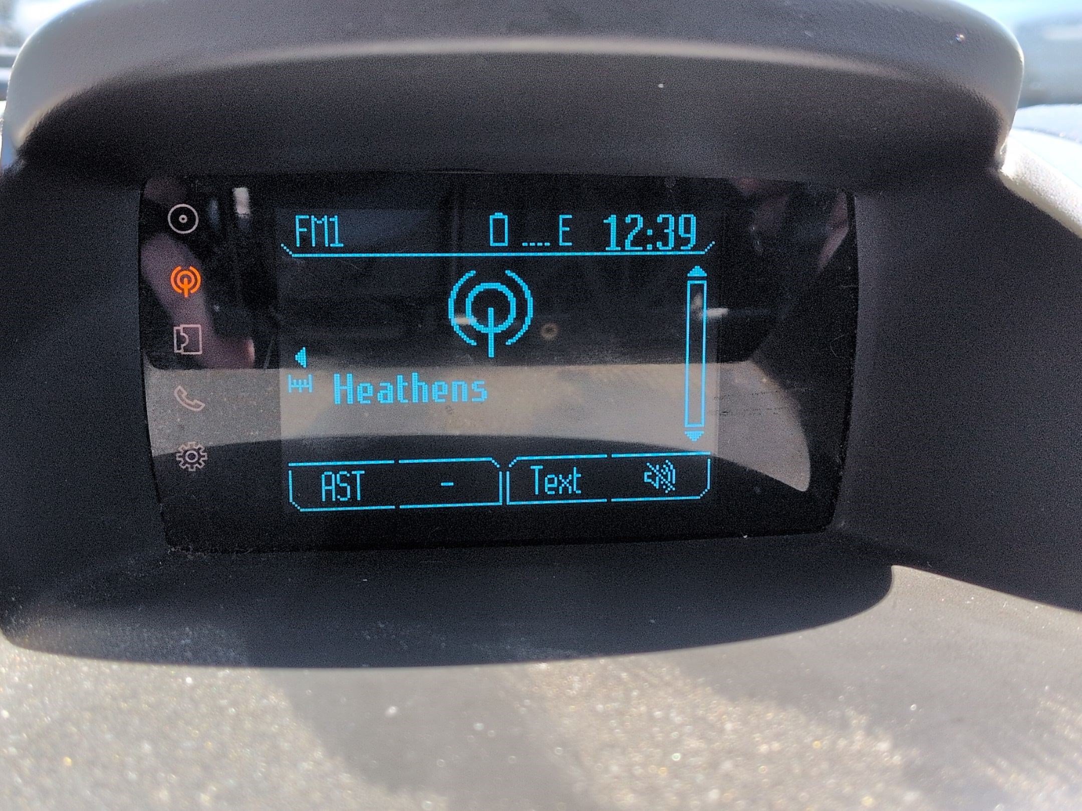 Used 2016 Ford Fiesta SE FWD image 23