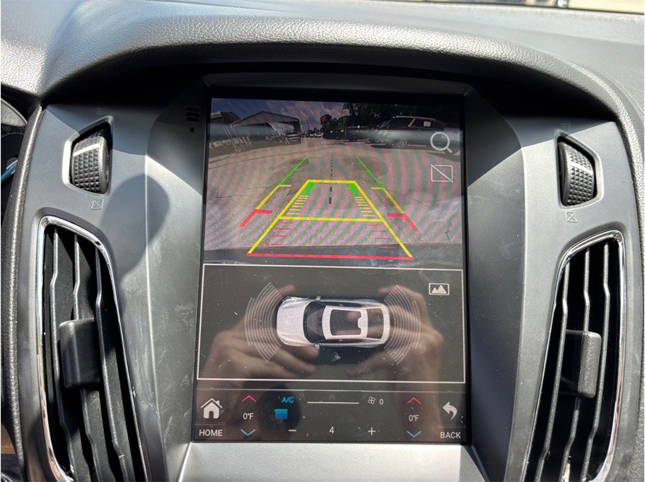 Used 2016 Ford Focus SE FWD image 22