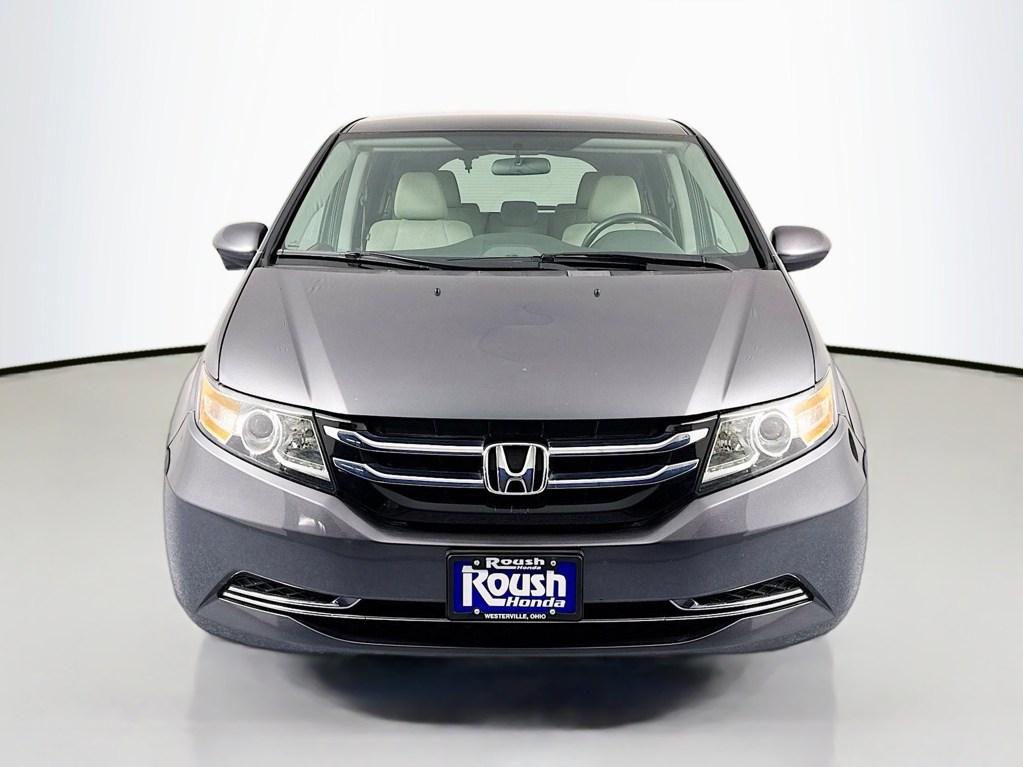 Used 2016 Honda Odyssey SE image 2