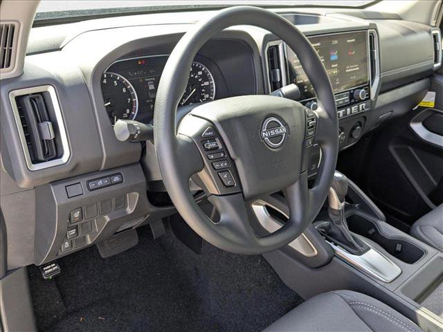 New 2025 Nissan Frontier SV video 3