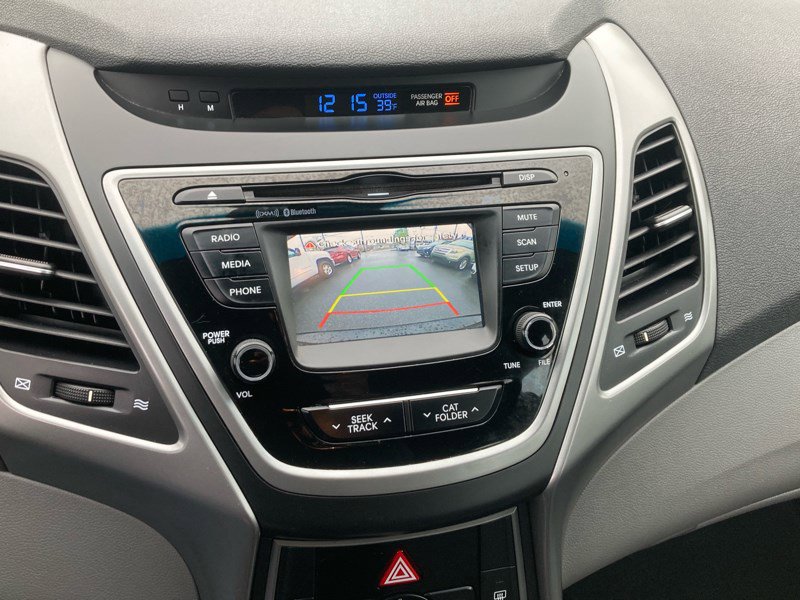Used 2015 Hyundai Elantra SE w/ Option Group 02 FWD image 11