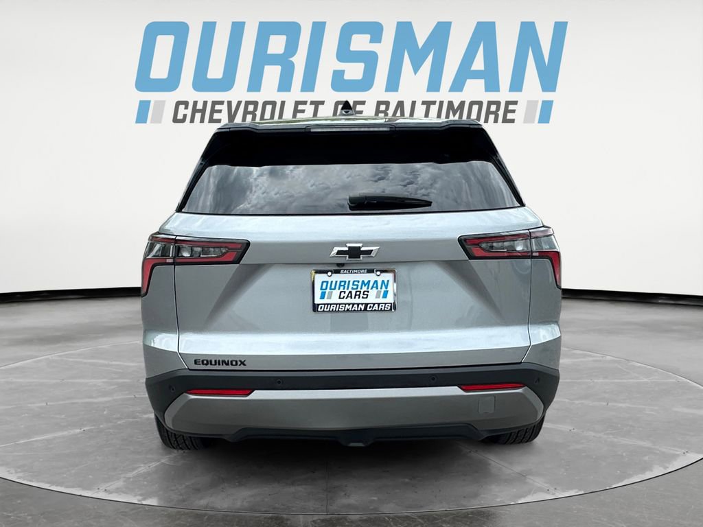 Used 2026 Chevrolet Equinox LT w/ Convenience Package II FWD image 5