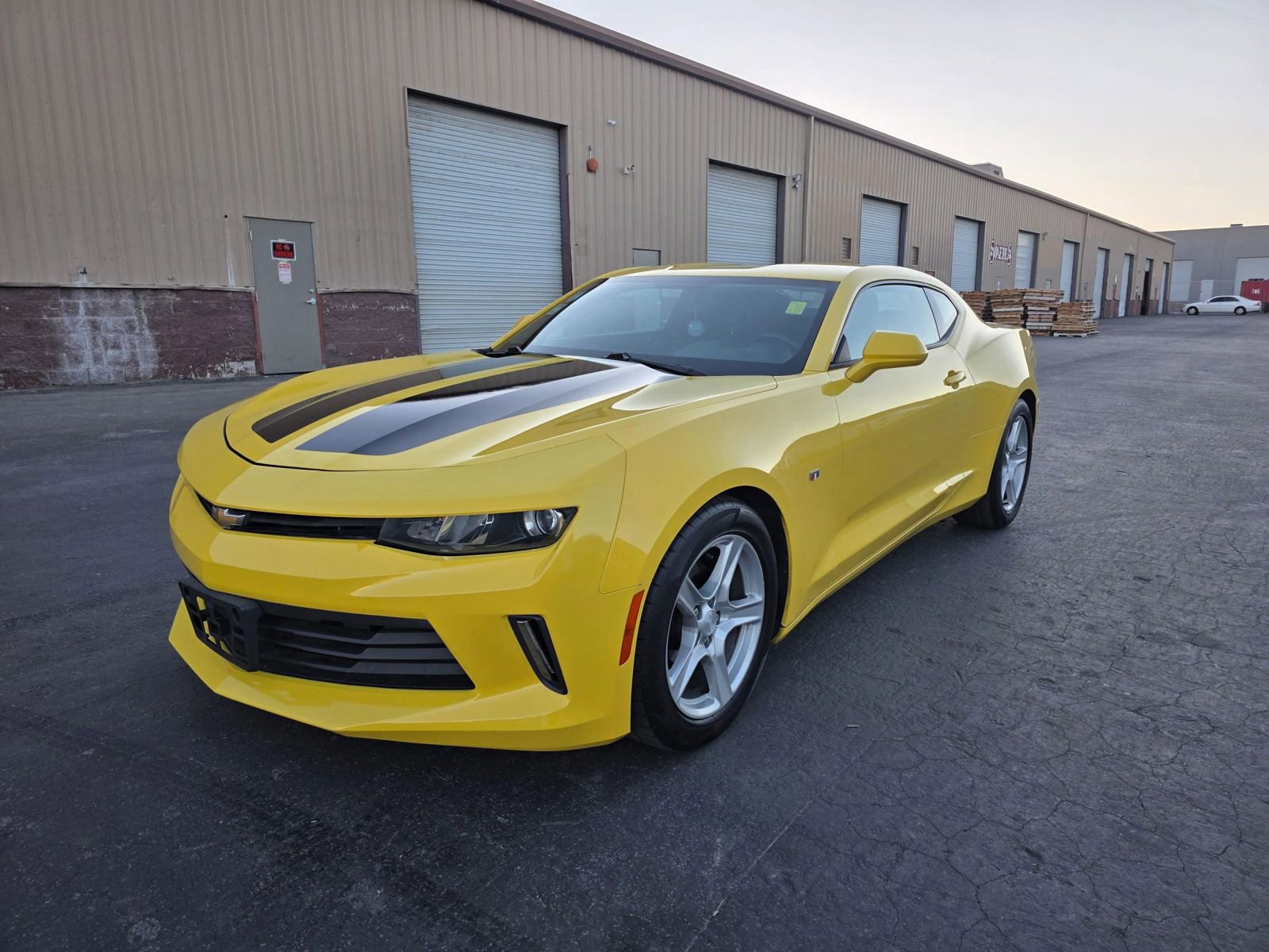 Used 2016 Chevrolet Camaro LT image 3