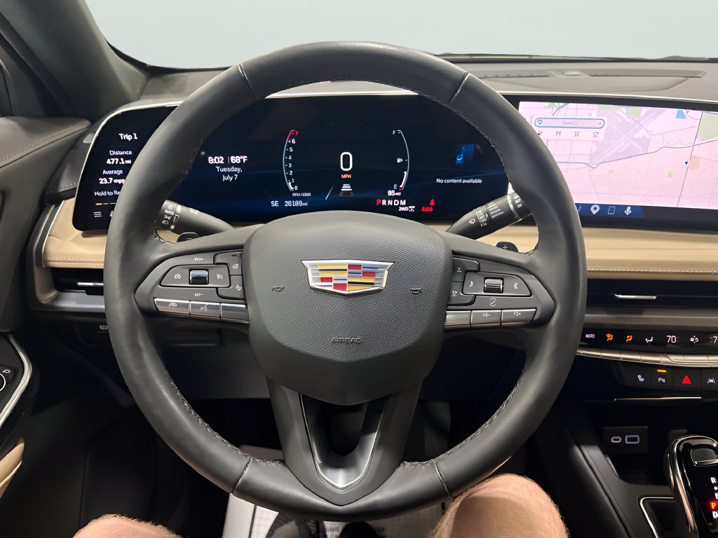 Used 2024 Cadillac XT4 Luxury w/ Cold Weather Package AWD/4WD image 7