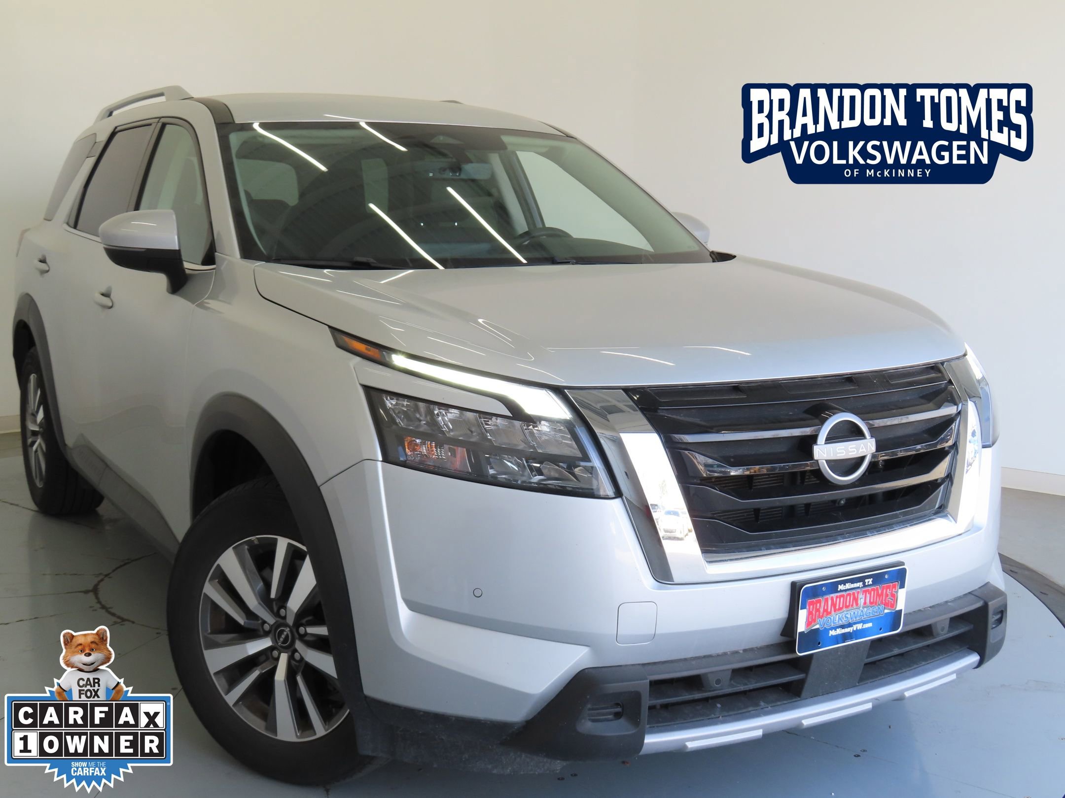 Used 2025 Nissan Pathfinder SL