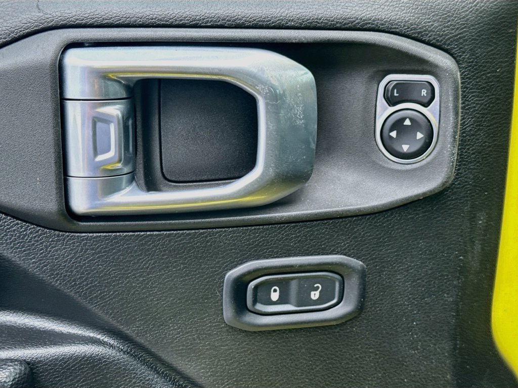 Certified 2022 Jeep Wrangler Unlimited Sport AWD/4WD image 19